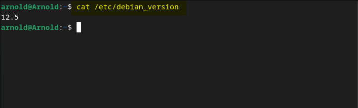 Verifying the version of Debian 12 installed on VMware.